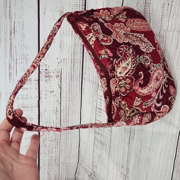 Vera Bradley paisley pink shoulder purse - Picture 2 of 11